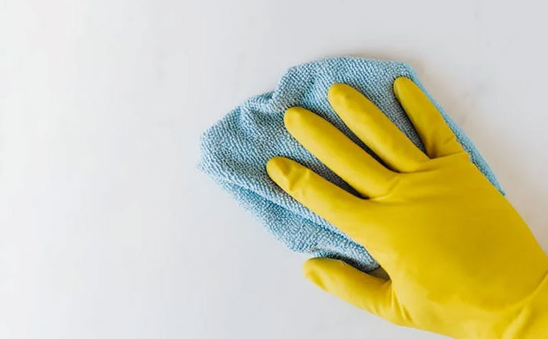 clean spc flooring